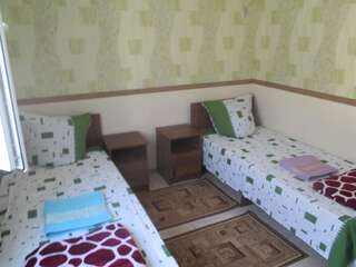 Гостевой дом Guest House MAKSIM Алахадзы Бюджетный двухместный номер с 1 кроватью или 2 отдельными кроватями-3